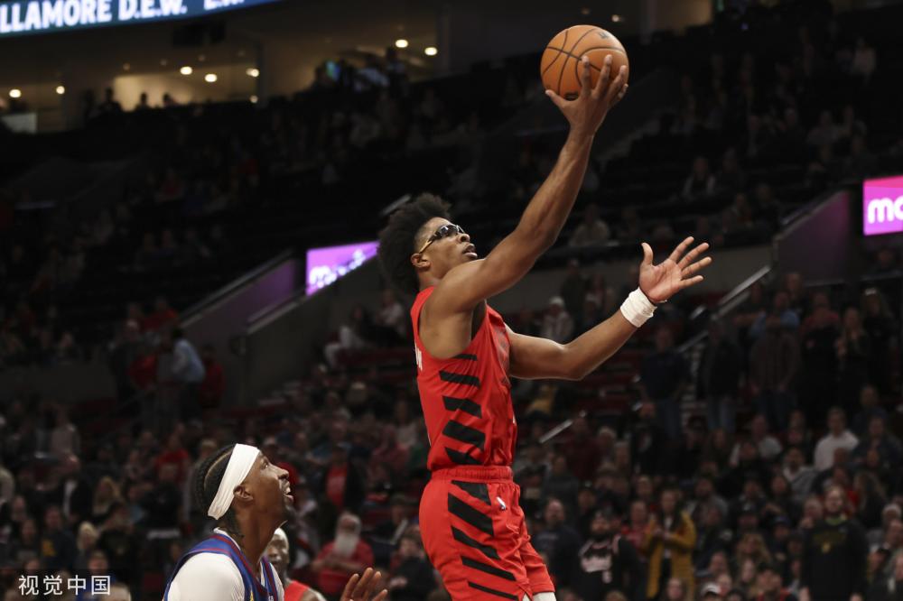 武磊作为中 武磊作为中