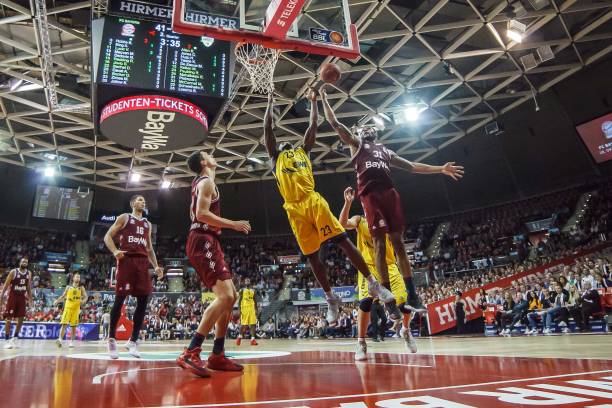 内线实力保 内线实力保