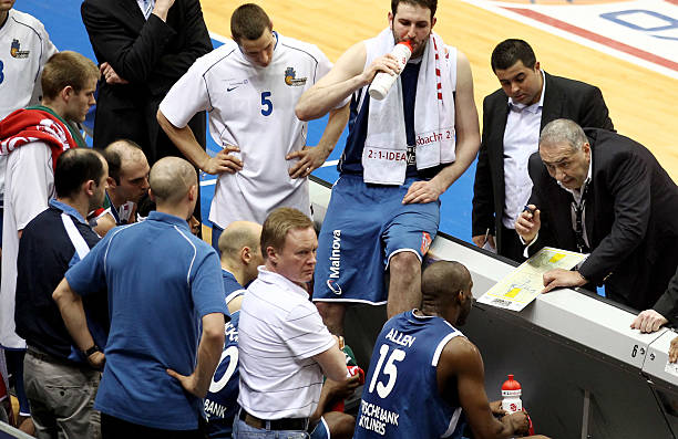 使得他在本 使得他在本